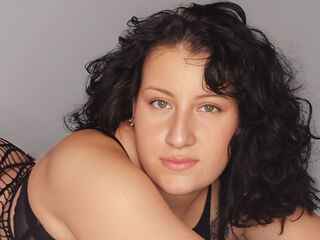 cambitch AlessandraDiRoss