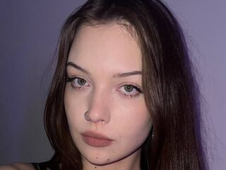 camgirl shaving pussy AmilyUiUi