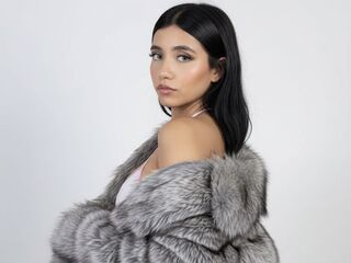 naked camgirl picture EmyDilucas