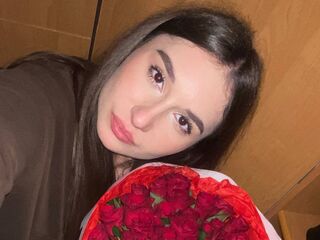 camslut showing tits HesterWarhol