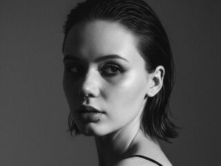 nude cam pic JudithSterett