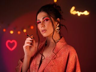 naked camgirl picture LaraAdler