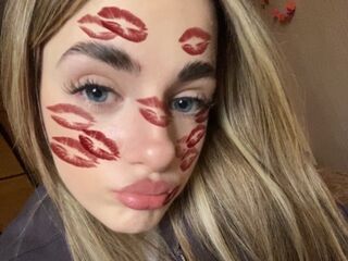 webcam live sex show LatoyaMaccarino