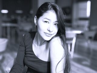 live-chat LauraCanek