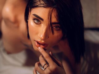 webcam girl chatroom ManuelaMolkova