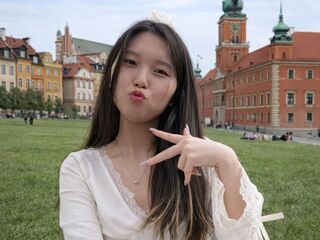 camslut naked NellaBiggard