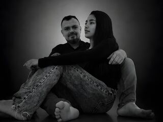 live cam chat room HarryAndHanna