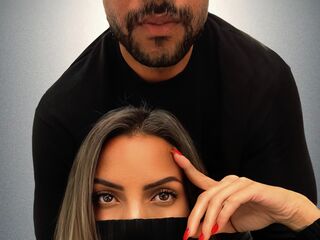 couple bedroom cam SophieAndJake