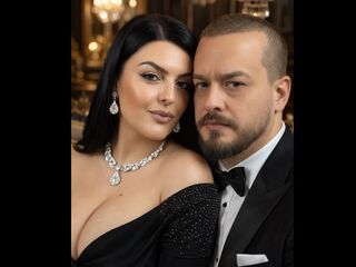 live camgirl sucking cock VeraAndNico