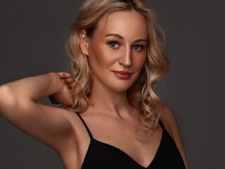 bondage sex cam AbeyAmaze