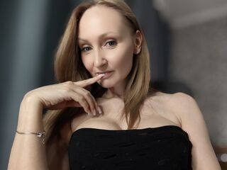 foot worship chatroom IrenaBurtonz