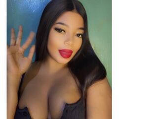 webcam girl bondage cam SarahCourt