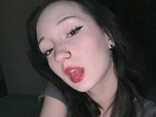 webcam striptease AccaBelow
