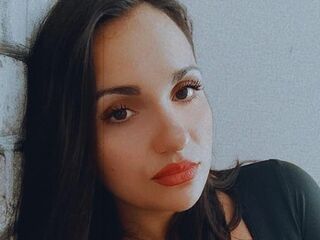 girl showing pussy AdalindaShade