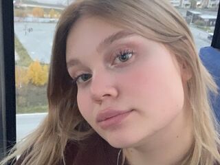 extreme cam picture AdeleBaile