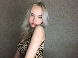 camgirl masturbating with sextoy AftonGitt