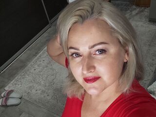 teaser chat AlexaMaddow