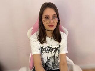 hot chatroom AliceWell