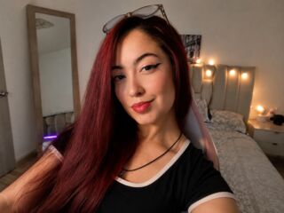 masturbating cam girl AmaraFerrert
