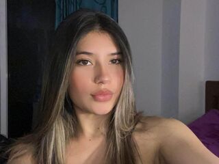 cam girl spreading pussy AmberEdge