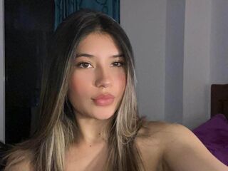 hot cam girl spreading pussy AmberEliza