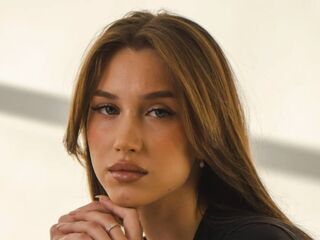 shower cam AmelinaBrauberg