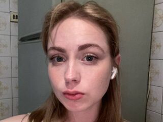 camslut spreading pussy AmiNahha