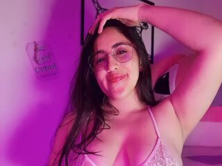 cam chat AmyVele