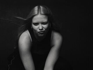adult free chat AngellaMaulin