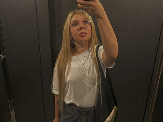 hot cam girl masturbating with sextoy AnnaSebastian