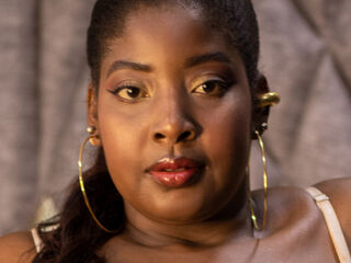 fingering cam slut AprilSterling