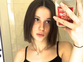 hot cam slut AsaCrystal