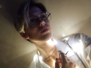 naughty web cam AureliaRavens