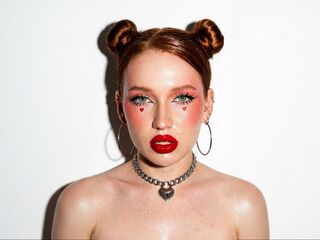 shower web cam BellaMesmer