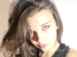 camwhore nude BriandaLudwic