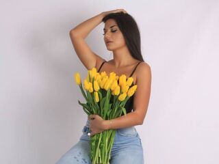 girl cam live Caassandra