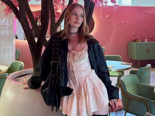 girl cam live CandiFerretti