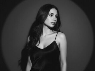 naked webcam girl CharlaDaponte