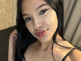adult cam show CherryValentine