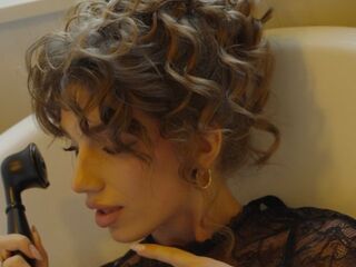 topless webcamgirl ChrisLaursen