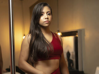 naked girl with webcam fingering CloheBell