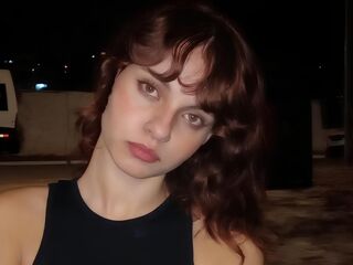 cam girl masturbating with vibrator CollinsSpear
