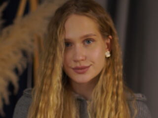 naughty camgirl fingering pussy DamarisWellnitz