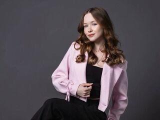 cam girl cam chat DarleenBenjamin