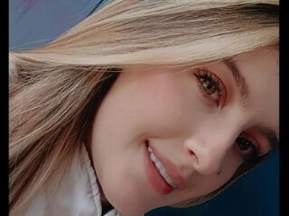 chatroom webcam photo DioneKises