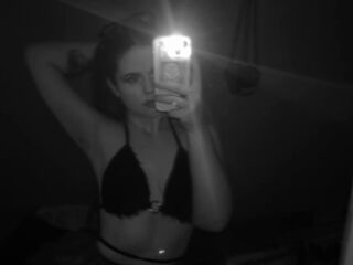 jasmin camgirl chatroom DoloresHuesing