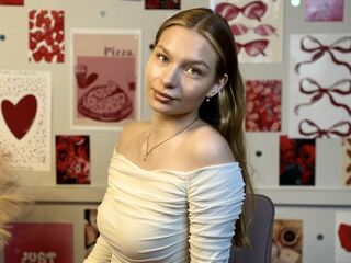 kinky video chat performer DonetteSimple