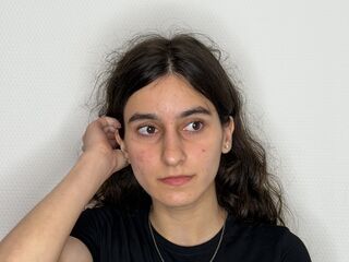 cam girl cam sex FondaYarbro