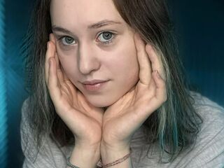 camgirl playing with vibrator GayCullen