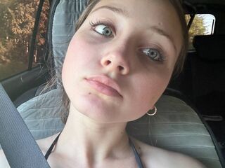 camgirl fingering pussy HelgaHumenik